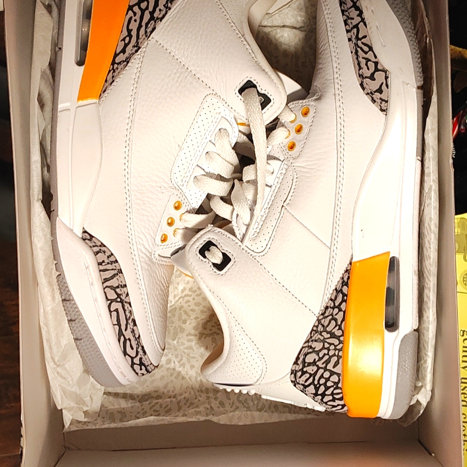Women's Air Jordan 3 Retro Rare Colorway Price Is Firm***